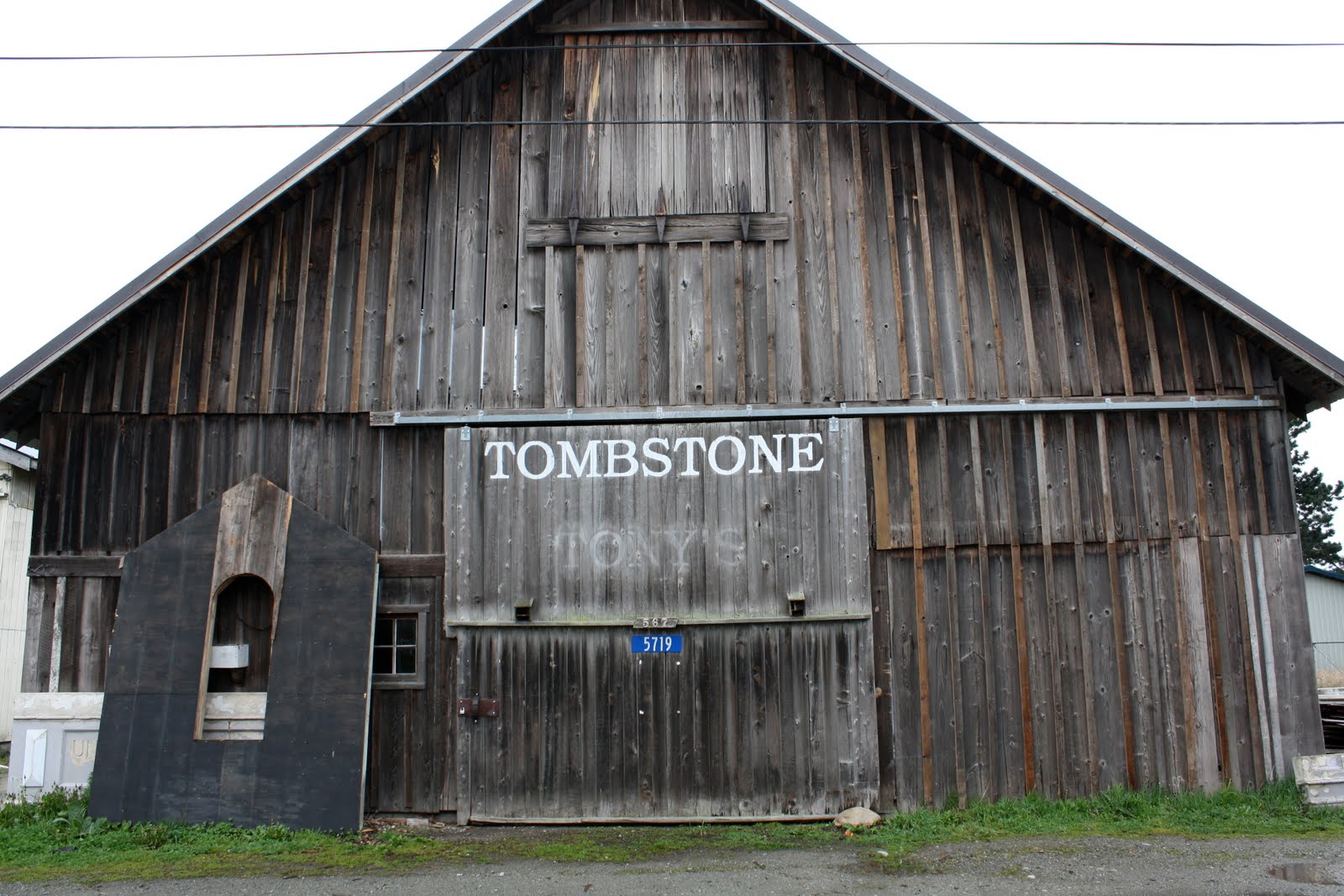 Front of Smith and Vallee's Tombstone barn